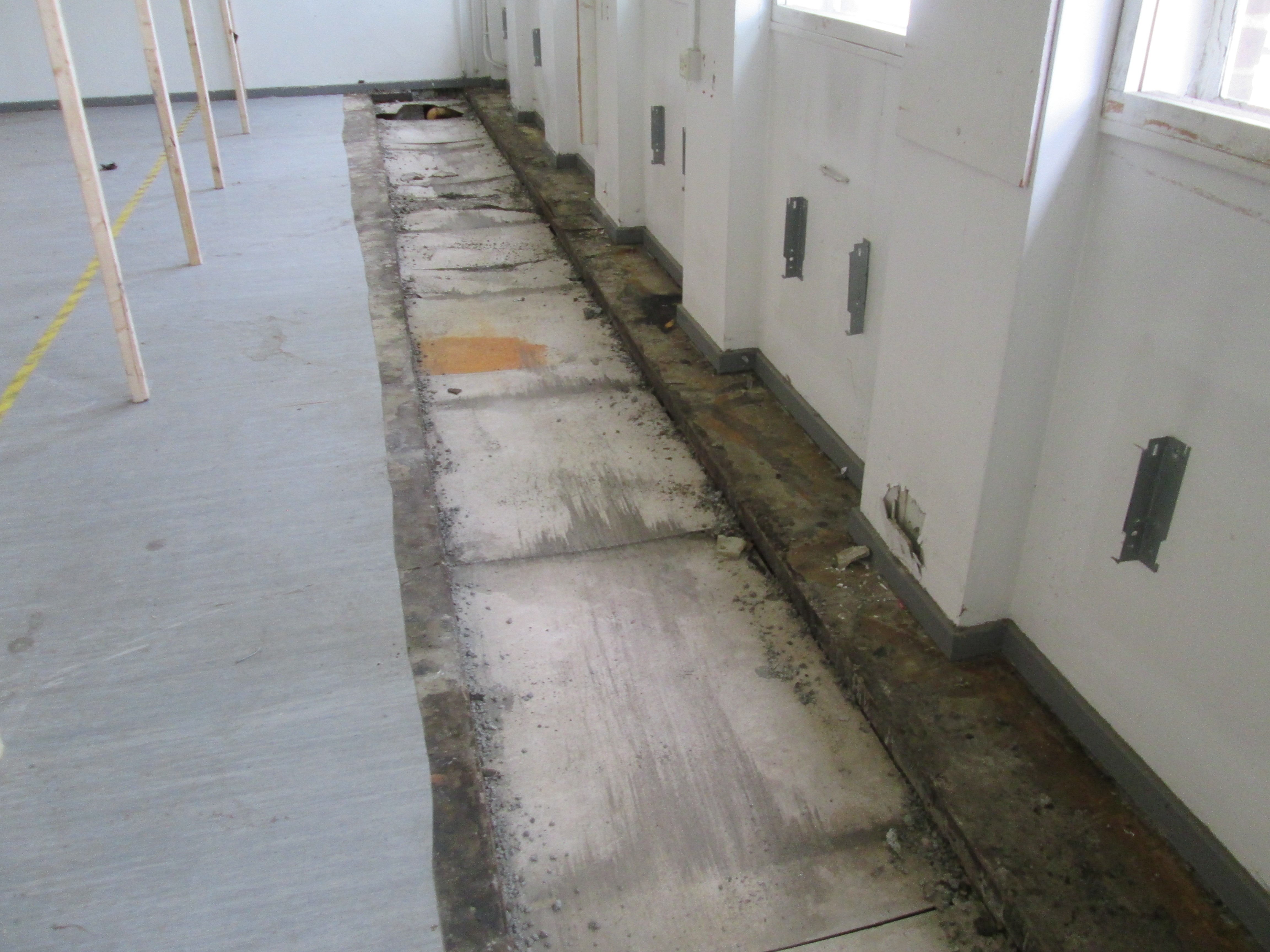 Former Dewhurst Clothing Factory (Peterlee) NES Asbestos